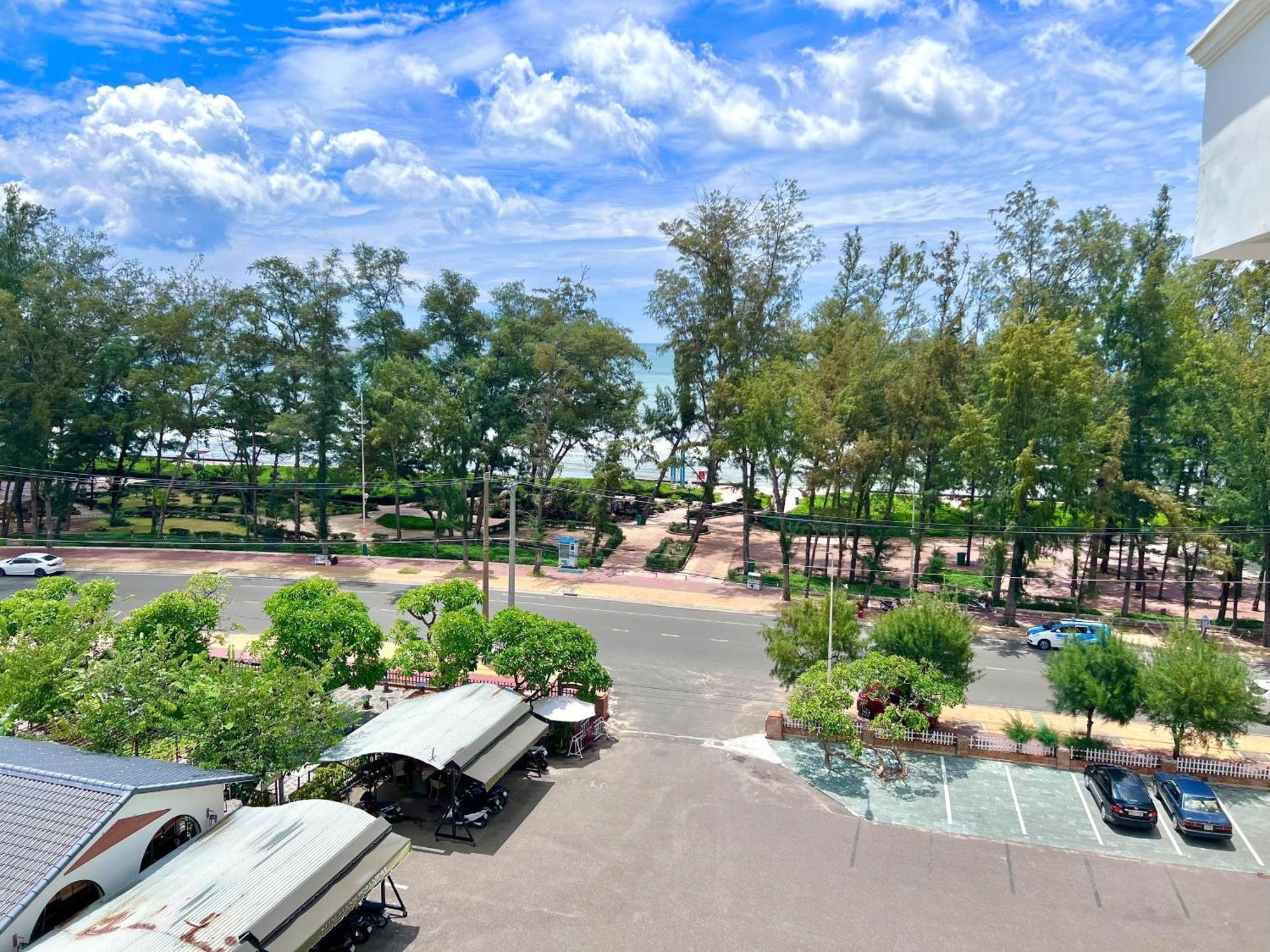 Khach San Binh Minh Hotel Phan Thiet Exterior foto