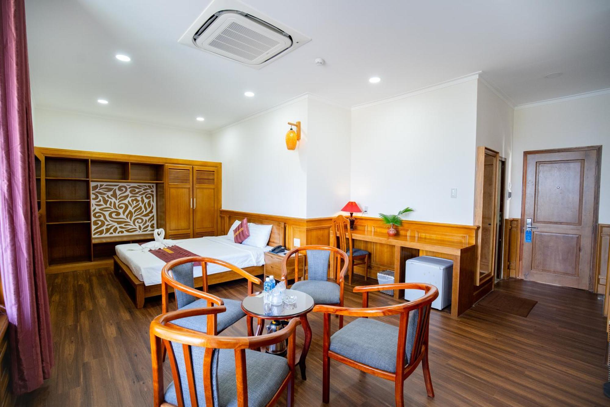 Khach San Binh Minh Hotel Phan Thiet Exterior foto